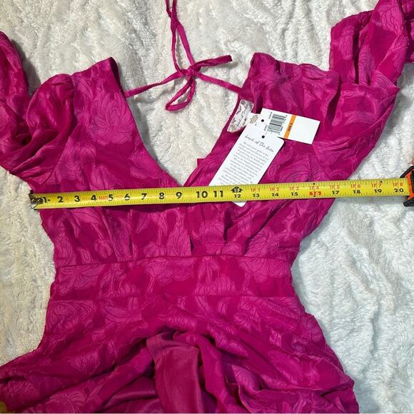 Band of the Free Size S Pink Kiss Me Peplum Tiered Mini Dress Date Night Resort - Picture 12 of 13